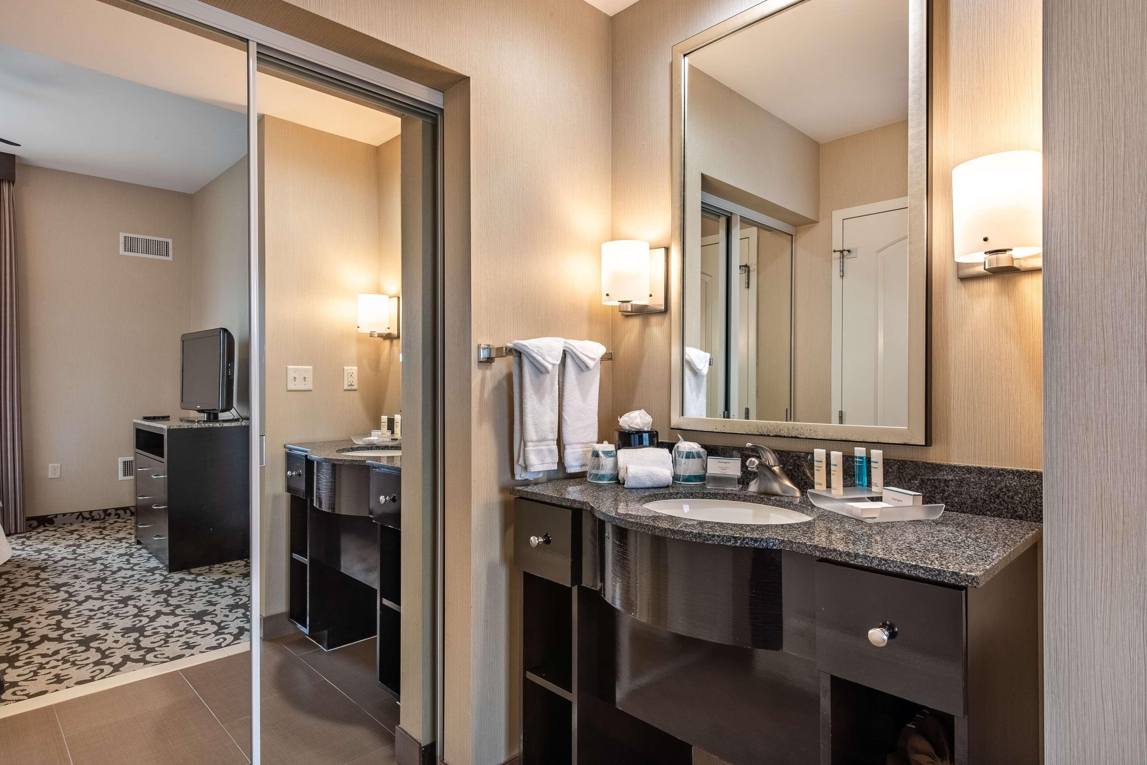 Homewood Suites By Hilton Oxnard/Camarillo Exterior foto